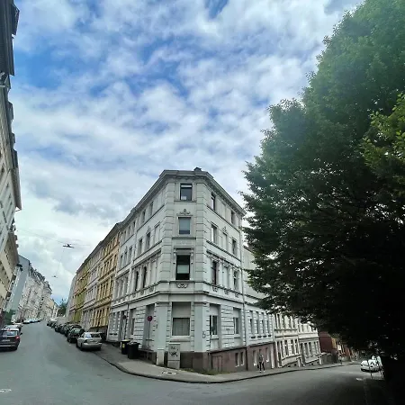 Elsasser Haus - 2 Zimmer, 4 Betten, 5 Personen, Kontaktloses Einchecken, Netflix Apartment *