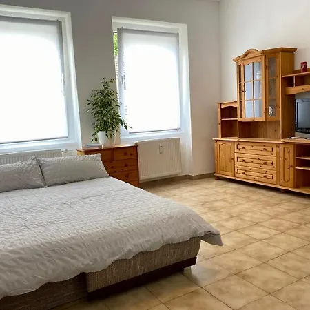 Elsasser Haus - 2 Zimmer, 4 Betten, 5 Personen, Kontaktloses Einchecken, Netflix Apartment Wuppertal